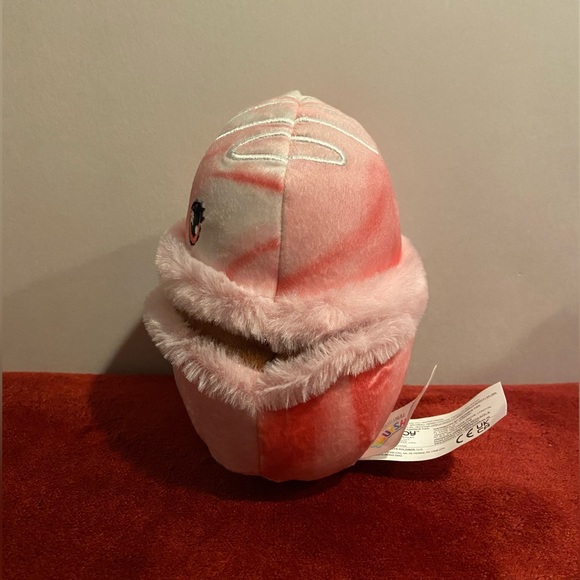 Scented Mystery Squad: Dessert Squishmallow - Picture 2 of 3